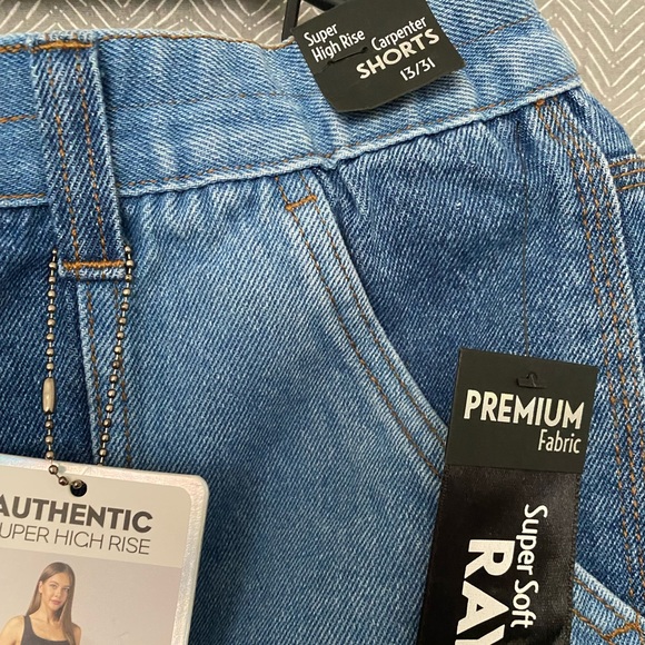 Simple society high rise shorts High Waisted Carpenter Shorts - Picture 3 of 9